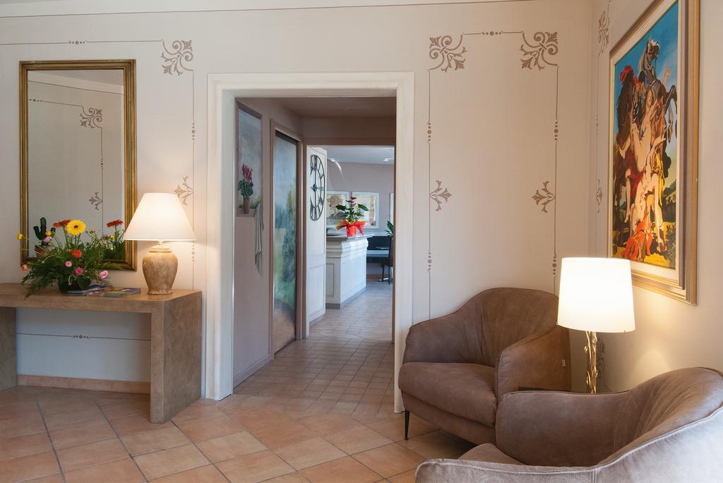 Holiday Rooms Antica Badia Volterra Eksteriør bilde