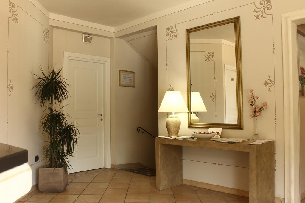 Holiday Rooms Antica Badia Volterra Eksteriør bilde