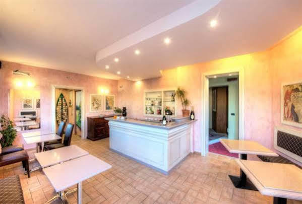 Holiday Rooms Antica Badia Volterra Eksteriør bilde