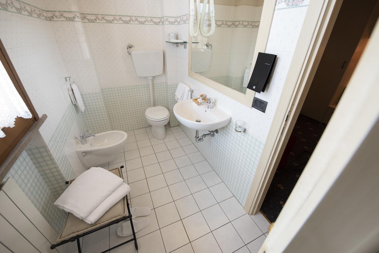 Holiday Rooms Antica Badia Volterra Eksteriør bilde