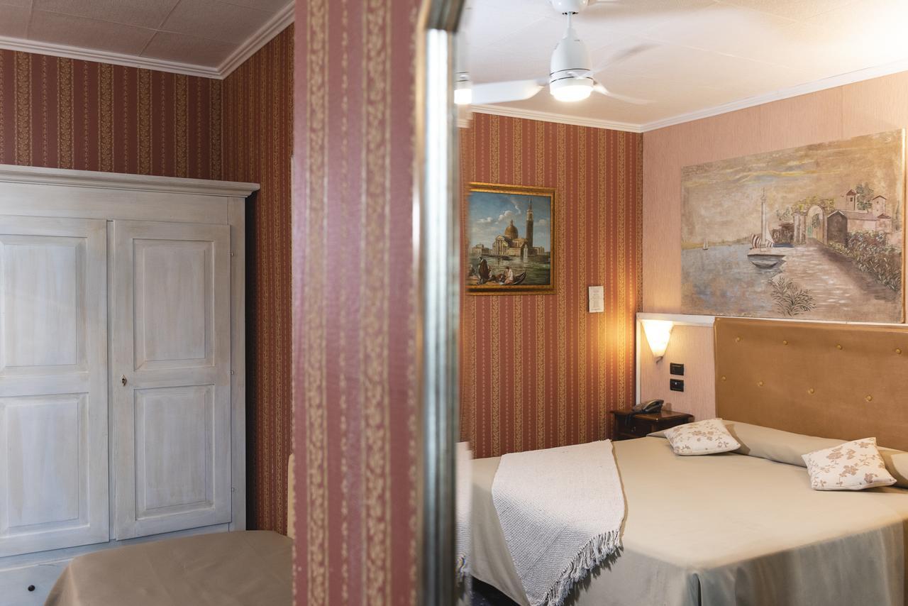 Holiday Rooms Antica Badia Volterra Eksteriør bilde
